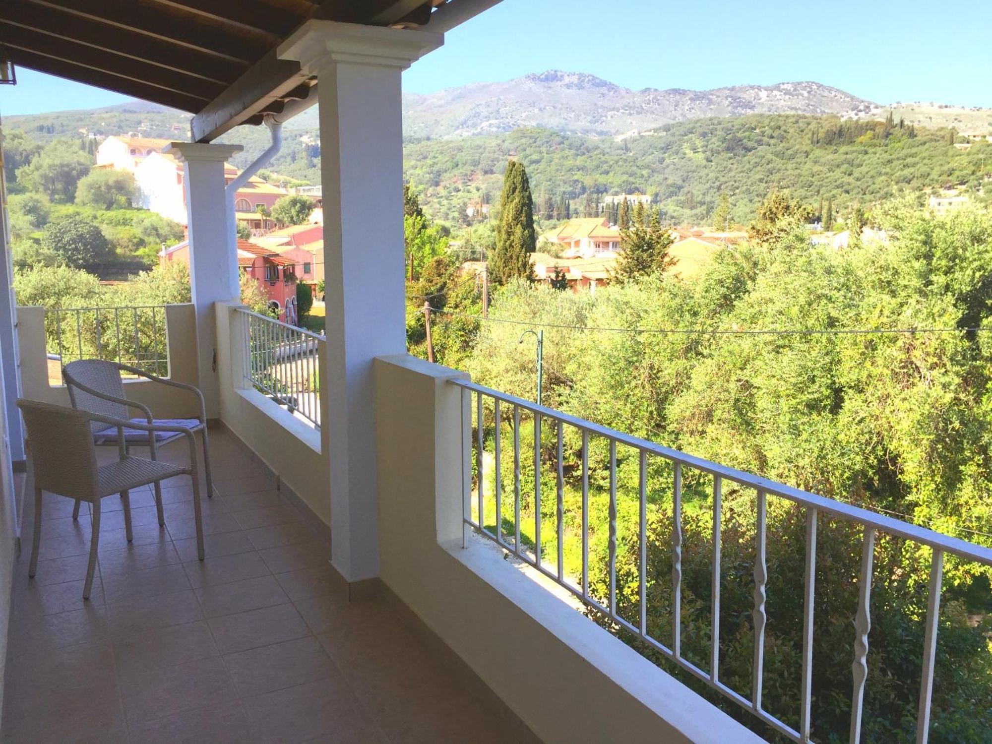 Villa Petrino - Central Flat Location Within Kassiopi. Sleeps 8 Esterno foto